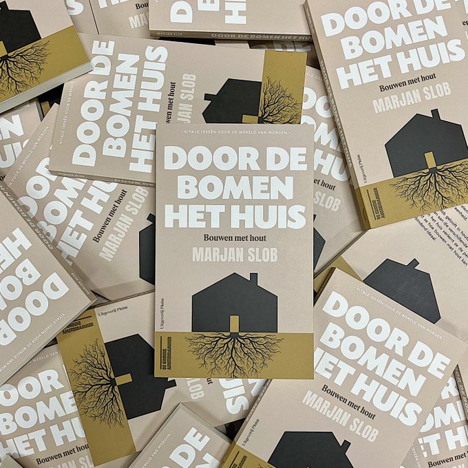 Door de bomen het huis